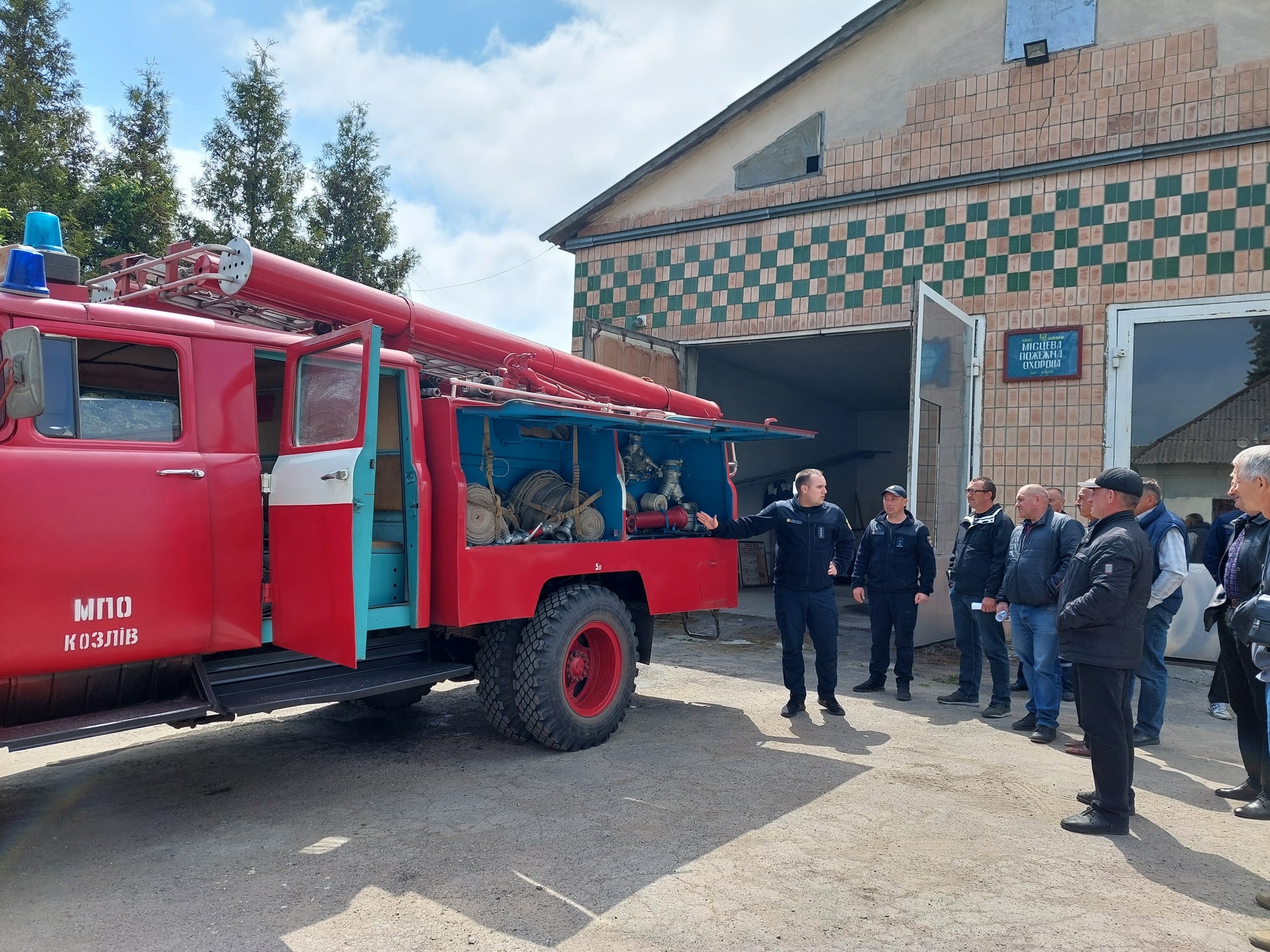 19.05.2023 практичне навчання ДПО Козлівська ТГ Форест проєкт 1